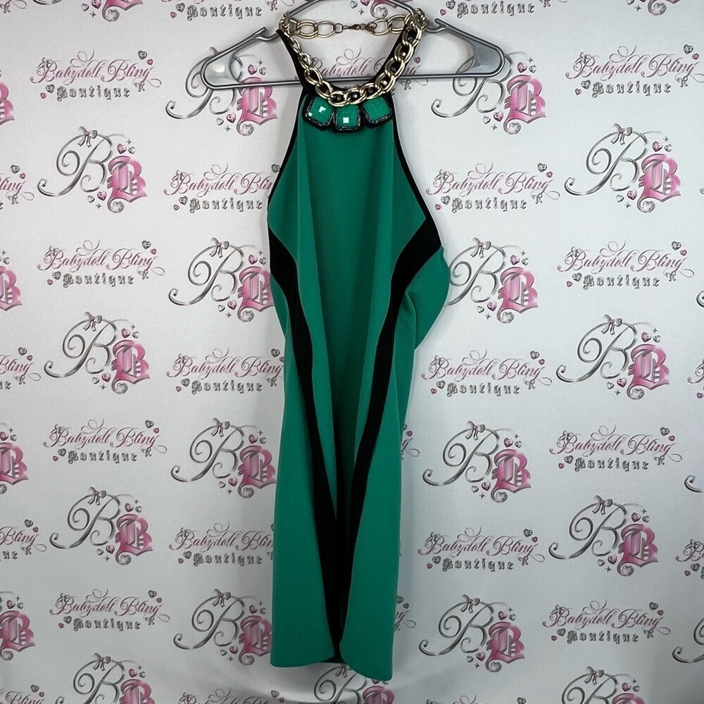 Belinda dress chain necklace detail jewels Chic Backless Green and Black Dress